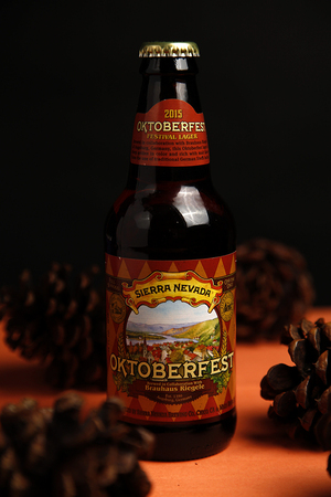 The Sierra Nevada Oktoberfest had a very sharp, malty flavor and wine-like bitterness.