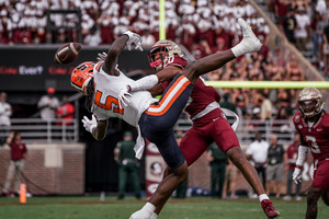 During a harsh three-week span for Syracuse, head coach Dino Babers has made some controversial decisions. His struggling offense hasn’t helped either, producing just three touchdowns across the last 12 quarters.