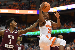 Battle jumpstarted an 18-0 SU run on a thunderous dunk. 