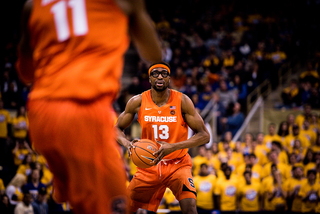 Chukwu looks to pass to Brissett from the high-post area. Brissett caught the pass on the perimeter, where he finished 0-for-1 from deep. 